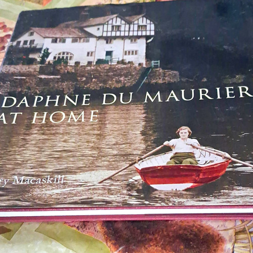 Daphne maurier home - du, at