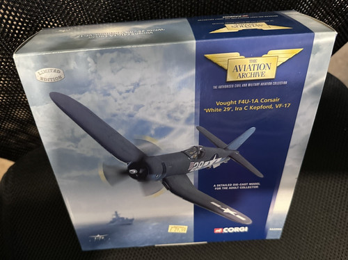 Vought f4u corsair white - f4u-1a,