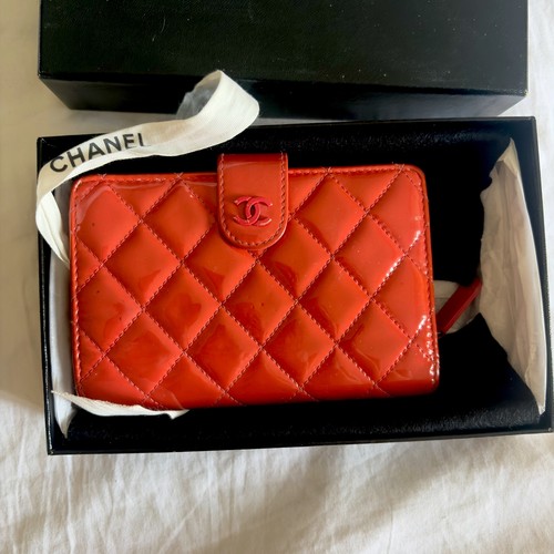 Chanel coral red patent - coral,
