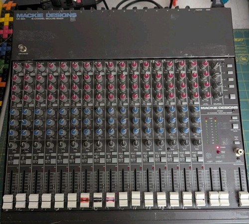 Mackie 1604 channel - 16,