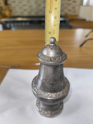 Silver plate salt pepper - plate, salt/pepper