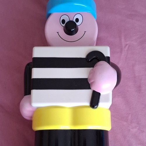 Vintage bertie bassett - vintage,