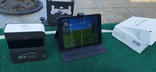 Skytrak golf simulator - skytrak,