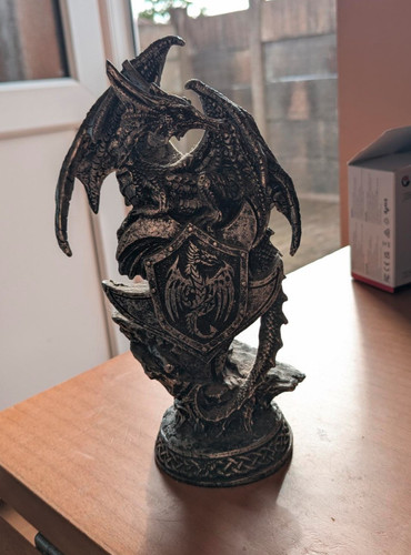 Inch dragon shield - dragon, /