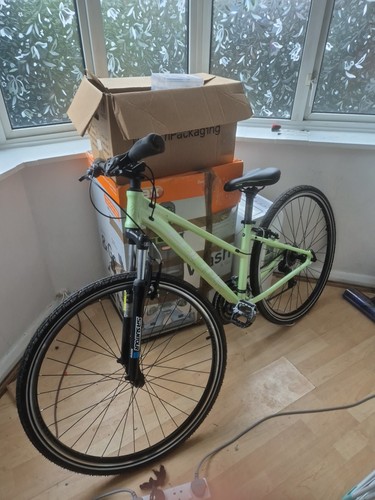Giant roam hybrid bike - roam,