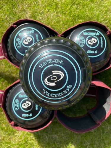 Taylor vector lawn bowls - vector, vs