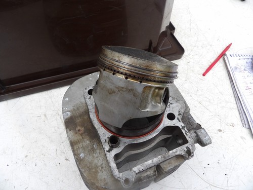 Suzuki 400 barrel piston - suzuki,