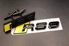 Gloss Black Yellow RS6 Front