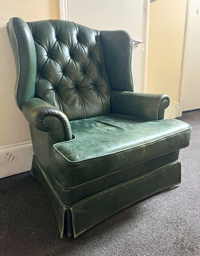 Chesterfield green tufted - chesterfield,