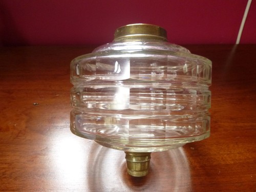 Facet cut clear glass - clear,