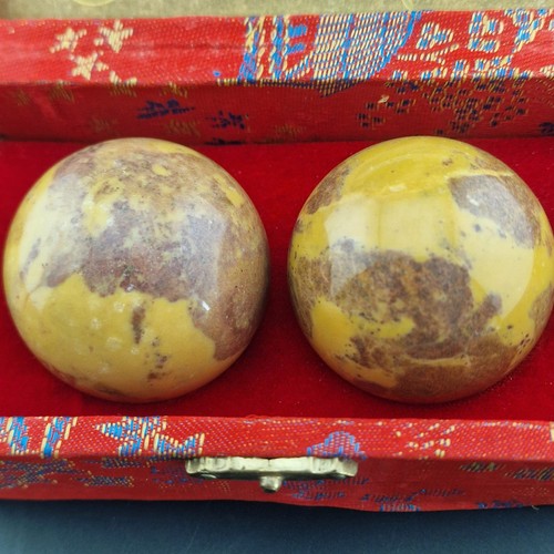 Vtg pair iron chinese - of,