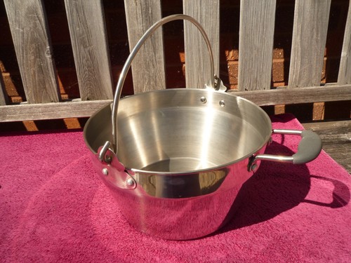 Lakeland stainless steel - steel, 15