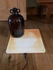 Heater Tray to fit 4 Demijohns for wine / beer / cider making Full working order