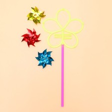  Set of 2 Plastic Flower Windmill Outdoor Garden Child Colored Pinwheel