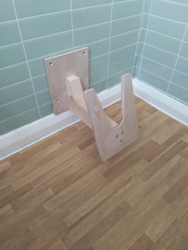 Wall mounted boot jack