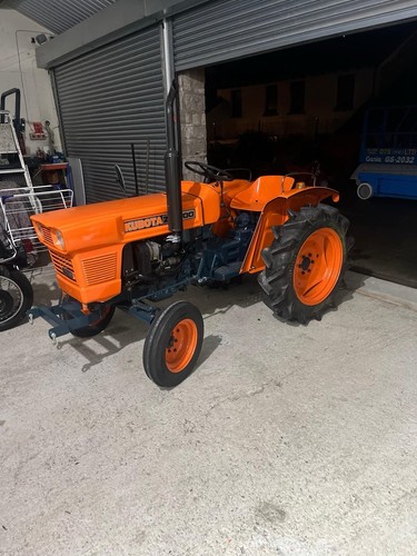 Kubota compact tractor full - kubota, tractor,full