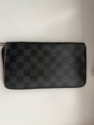 Louis vuitton black - louis,