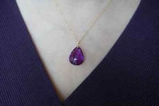 Amethyst (31 carat) Pear shape Pendant with 18k gold buckle & chain (1 grams)