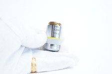 Leitz Leica Microscope