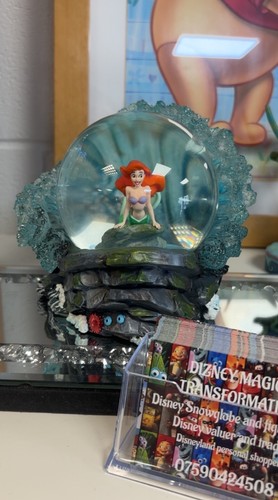Areal disney snow - areal, globe