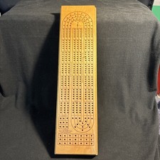  Cribbage Scoring Board By Acme Canada With Pegs.