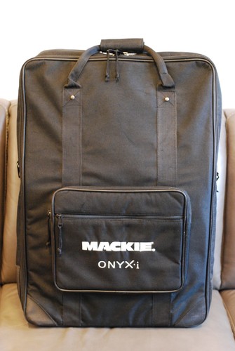 Padded travel bag for - , mackie