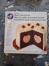 Wilton Heart Cake Pan Set –