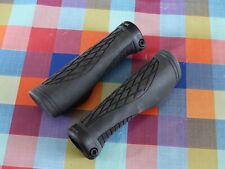 NEW Whyte ergonomic lock-on mountain bike MTB handlebar grips Black 3