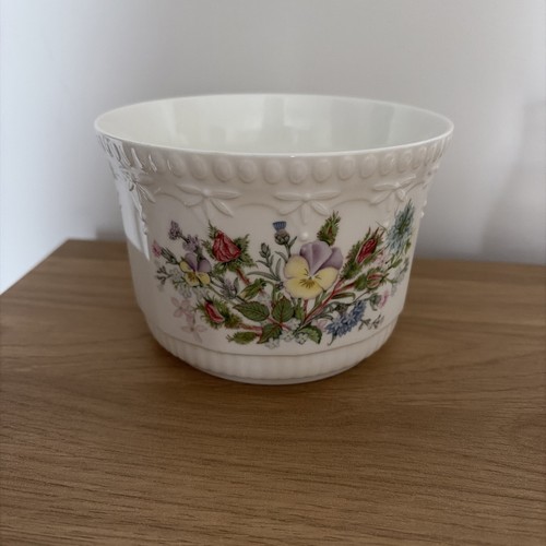 Aynsley fine bone china wild - aynsley,