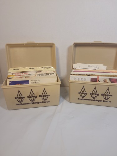 Vintage recipe box including - vintage,