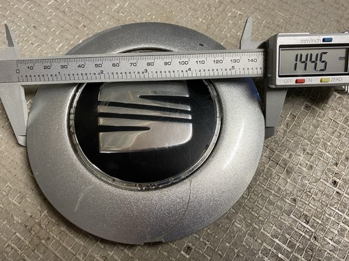 Seat 144mm wheel - seat, centre