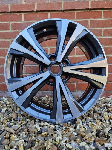 Nissan qashqai alloy wheel - nissan,