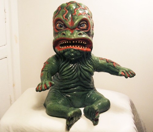 Life size series - tv, alien