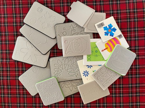 Nineteen various decorative - nineteen,