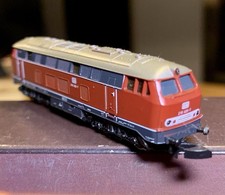 Märklin 8875,Z gauge (1:220 scale) DB Class 216 diesel locomotive, Used Boxed.