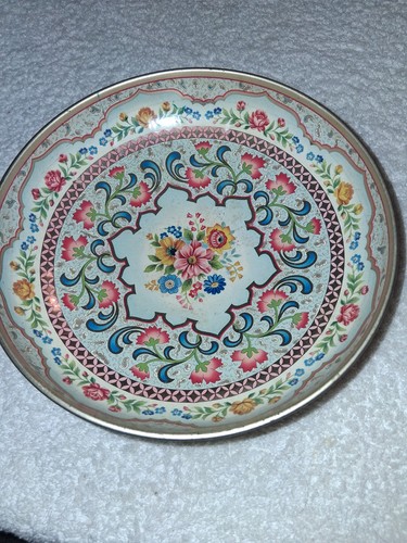 Vintage decorative tin - decorative,