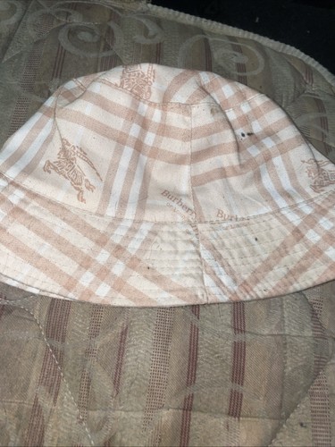 Burberrys bucket hat - burberrys,
