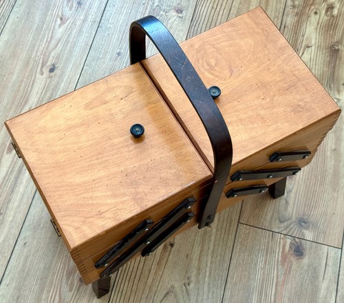 Vintage wooden cantilever - wooden,