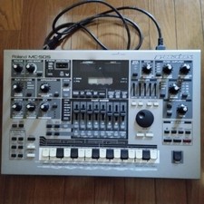 Junk Roland MC-505 Groovebox