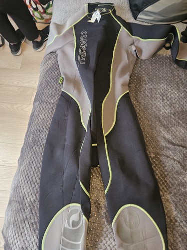 Wetsuit only used once - ,
