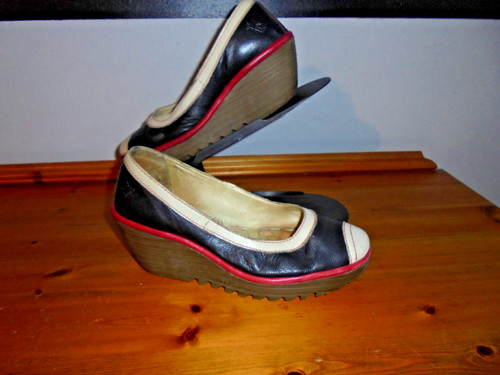 Fly london wedge heeled - fly,