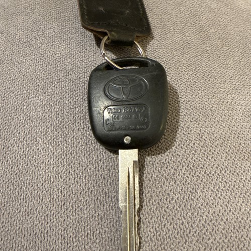 Toyota remote key button - key,