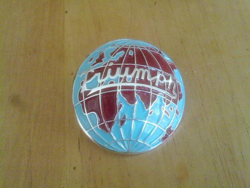 Triumph globe hub cap - cap, badges