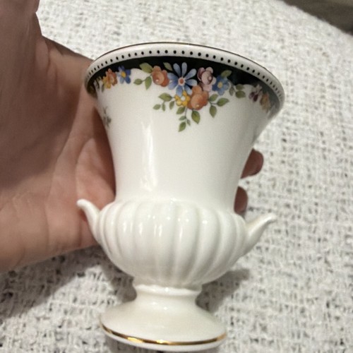 Wedgwood mini vase urn - wedgwood,