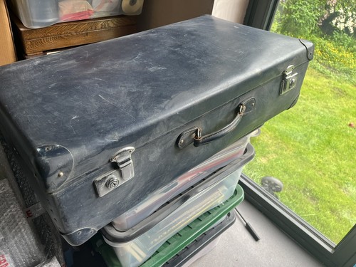 Vintage old suitcase - old,