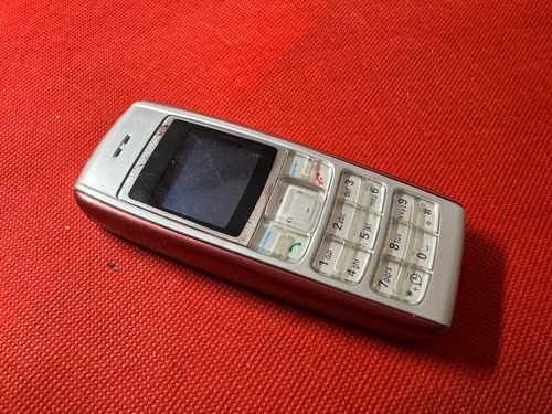Nokia 1600 red silver - nokia,