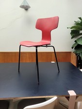 Model 3103 Hammer Chairs By