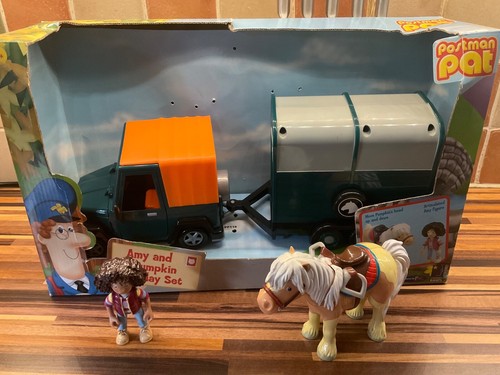 Postman pat amy the vet - pat,