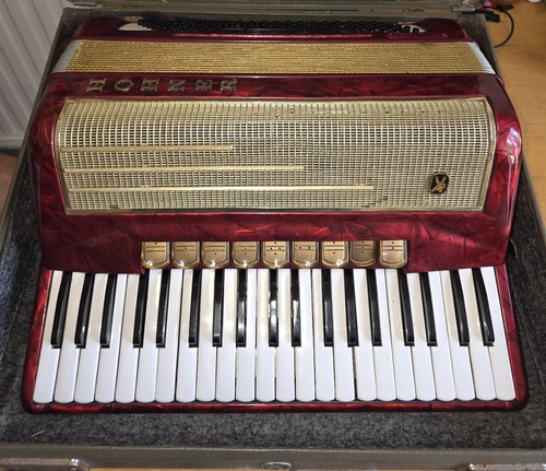 Hohner pirola ivp accordion - ivp,