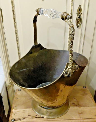 Rare solid brass - rare, scuttle